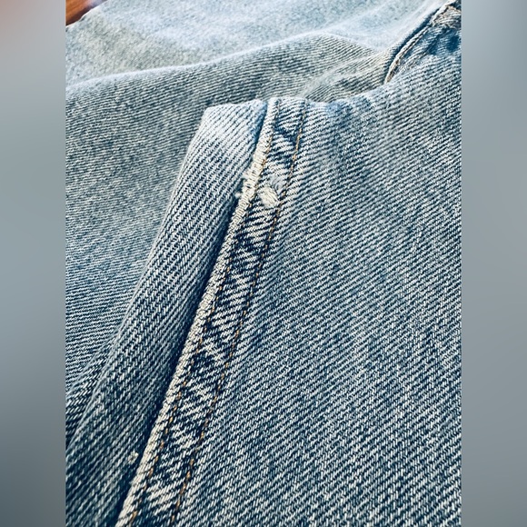 Vintage Levi’s 512 high-rise jeans - Picture 2 of 11